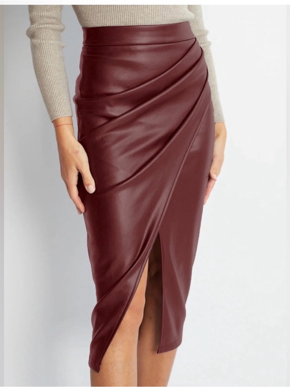 COMMENSE XS Ruched Slit PU Leather Midi Skirt Elegant Burgundy Leather Skirt